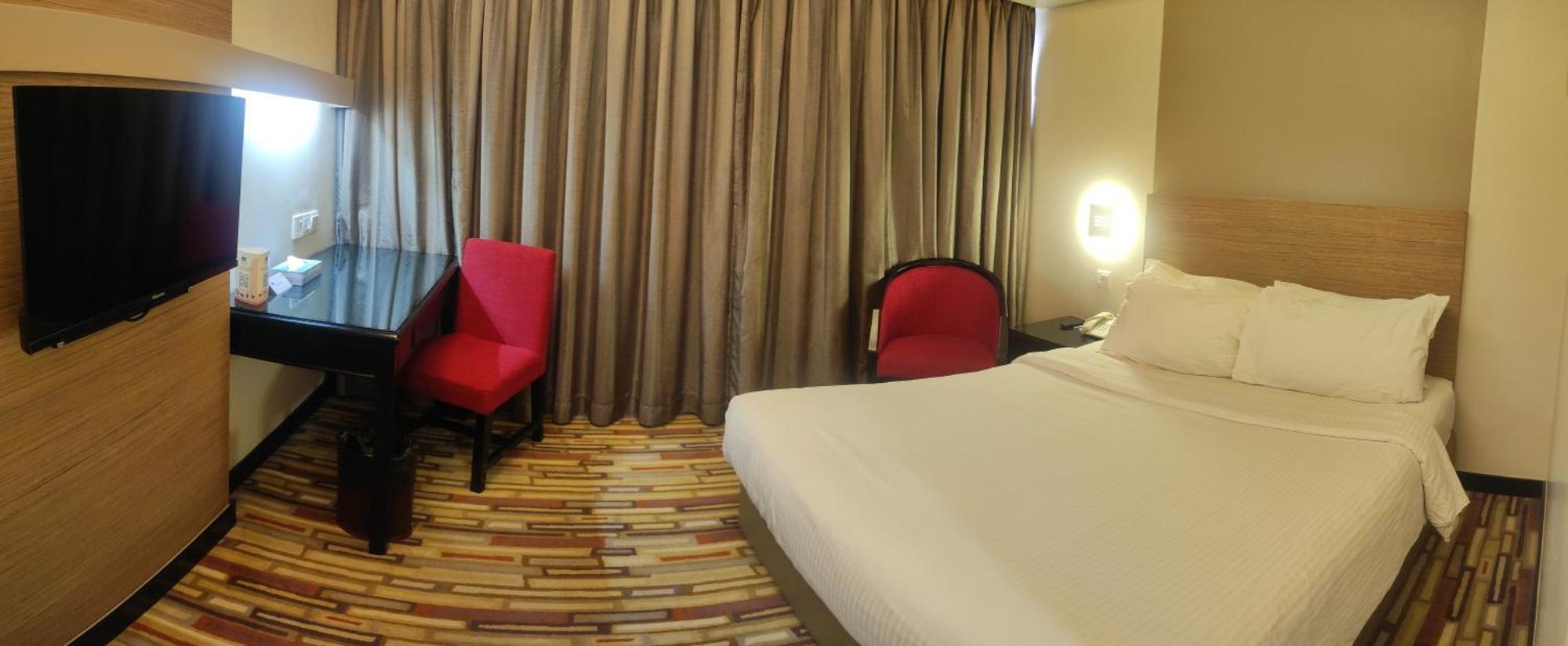 Harbour View Hotel Kuching Exterior foto
